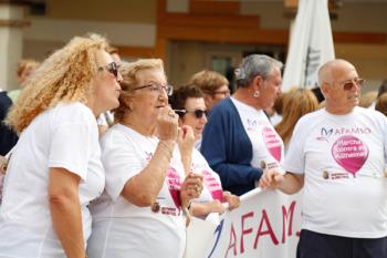 Partió de la sede de la Asociación de enfermos de Alzheimer y culminó en la Plaza de España