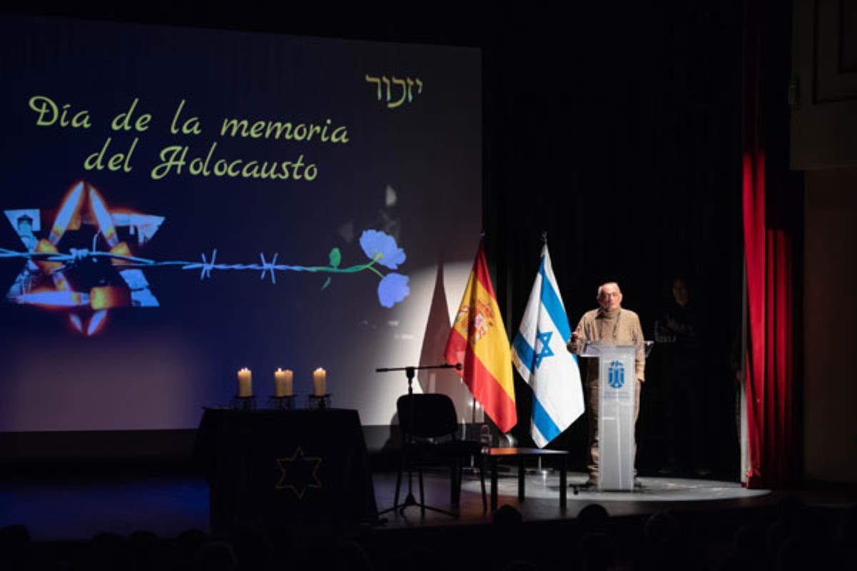 Es el tercer año que Majadahonda organiza este acto conmemorativo para que no caiga en el olvido un pasado que "no se puede repetir"
