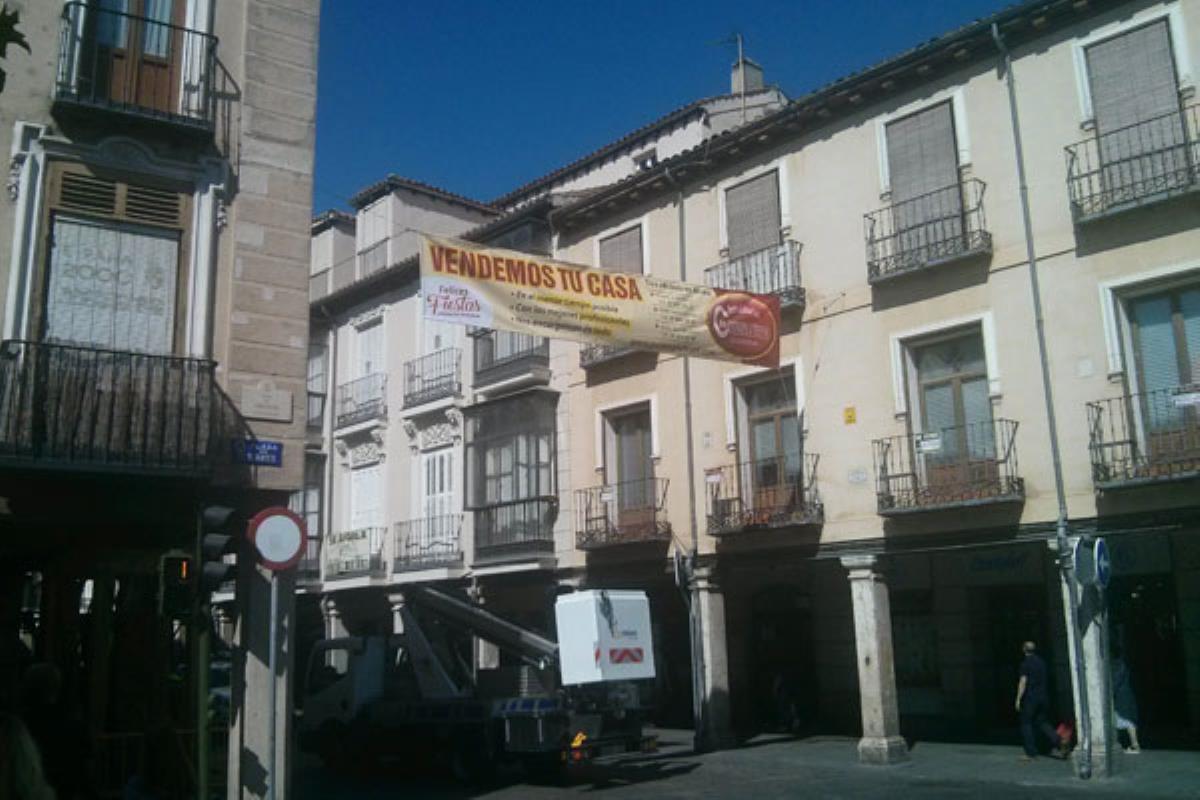 Ciudadanos Alcalá asegura que dañan "la imagen y el sentido de  Ciudad Patrimonio de la Humanidad"