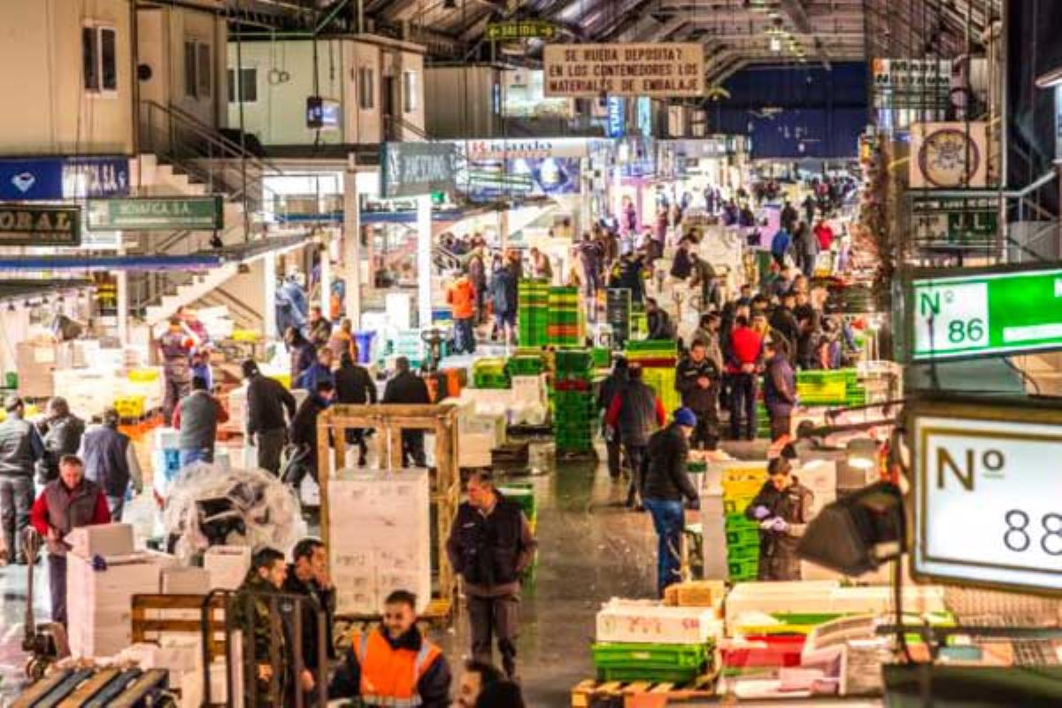 Los usuarios deberán llevar su acreditación visible, entre otras medidas que entrarán a las 24 horas en vigor