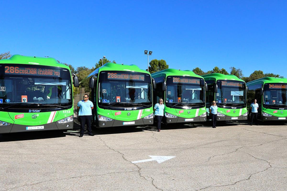 A través de la Línea 290 de autobús, que también estará operativa los días festivos