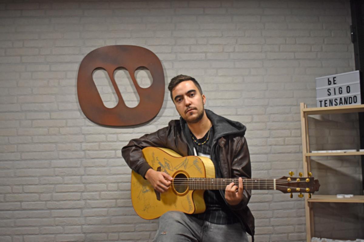 Hablamos con Beret, artista revelación, tras el lanzamiento de su último tema, 'Te echo de menos', con el que ya ha superado los cinco millones de visualizaciones