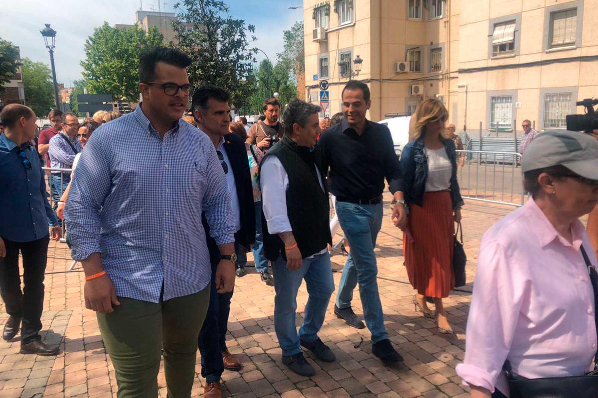 La formación naranja pedirá al resto de grupos que condenen “los ataques” al Jefe del Estado