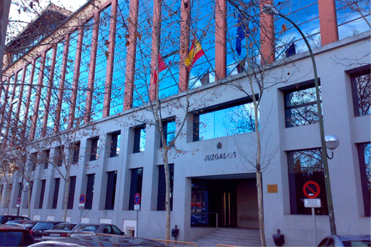 Se instalarán en el edificio de las Antiguas Escuelas de Móstoles hasta la creación de una 'Ciudad de la Justicia', en un plazo de, se estima, cinco años