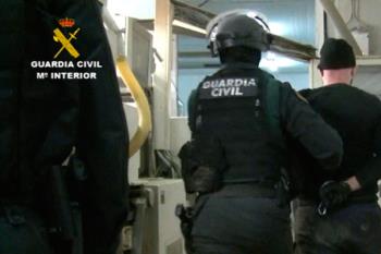 La Guardia Civil ha detenido a las cinco personas integrantes de la banda criminal