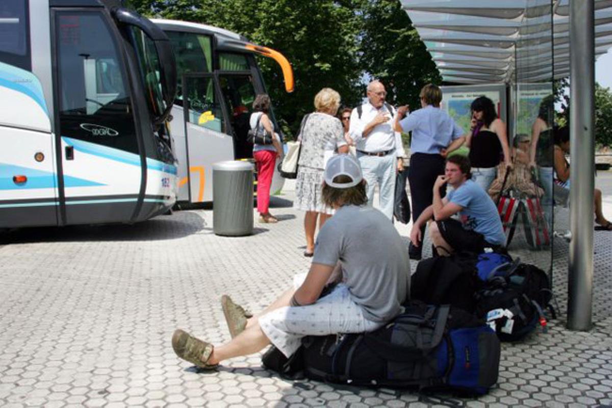 Ambos detenidos están acusados de estafar 44.000 euros y la Policía cree que puede haber más afectados