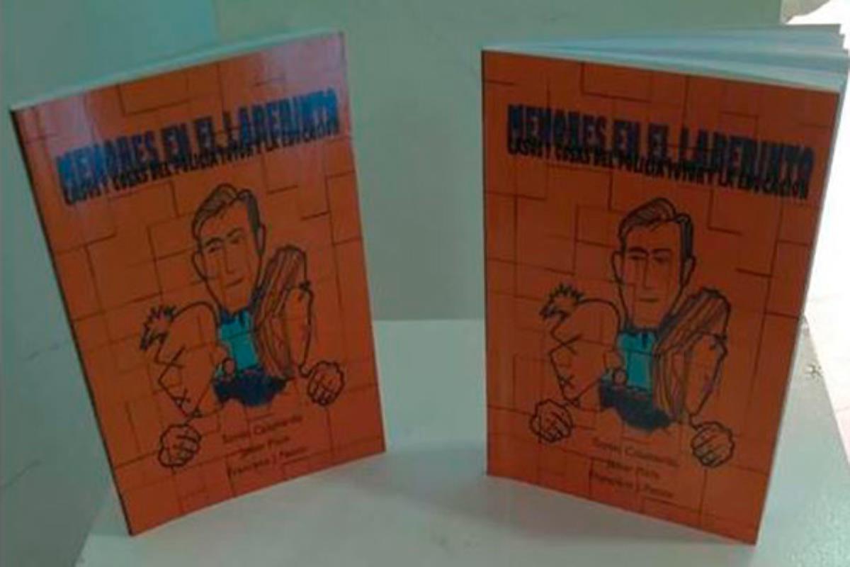 El libro que han publicado repasa varios casos reales y la importancia de la mediación