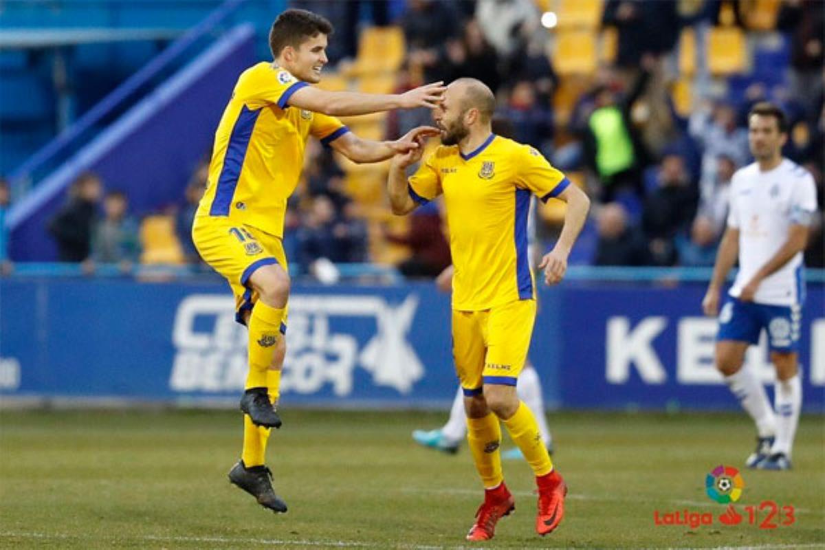 El Alcorcón y el Tenerife terminaron con empate a uno tras dos goles de penalti