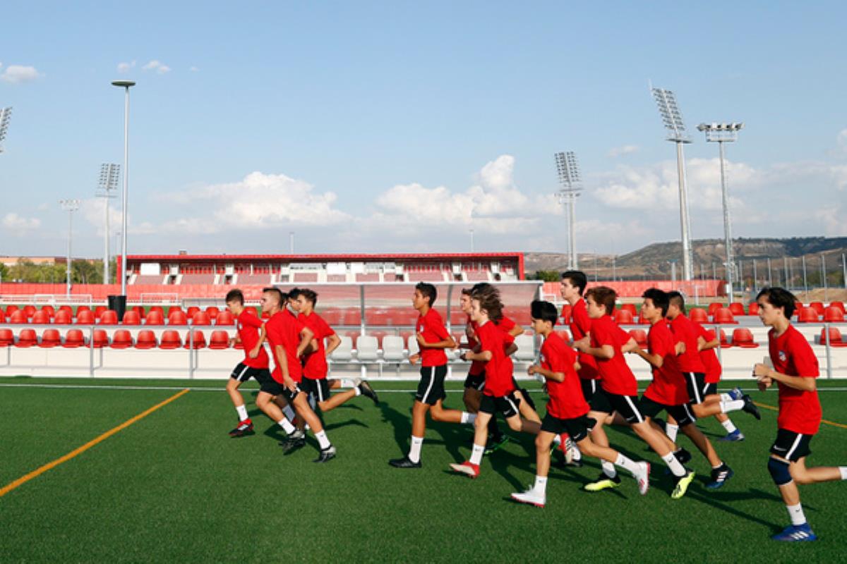 Las colchoneras han estrenado el nuevo Centro Deportivo Wanda Alcalá de Henares
