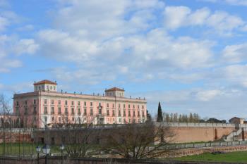 El Gallinero fue una casa para las aves que coleccionaba el Infante y ahora pasará a ser un aula de naturaleza
