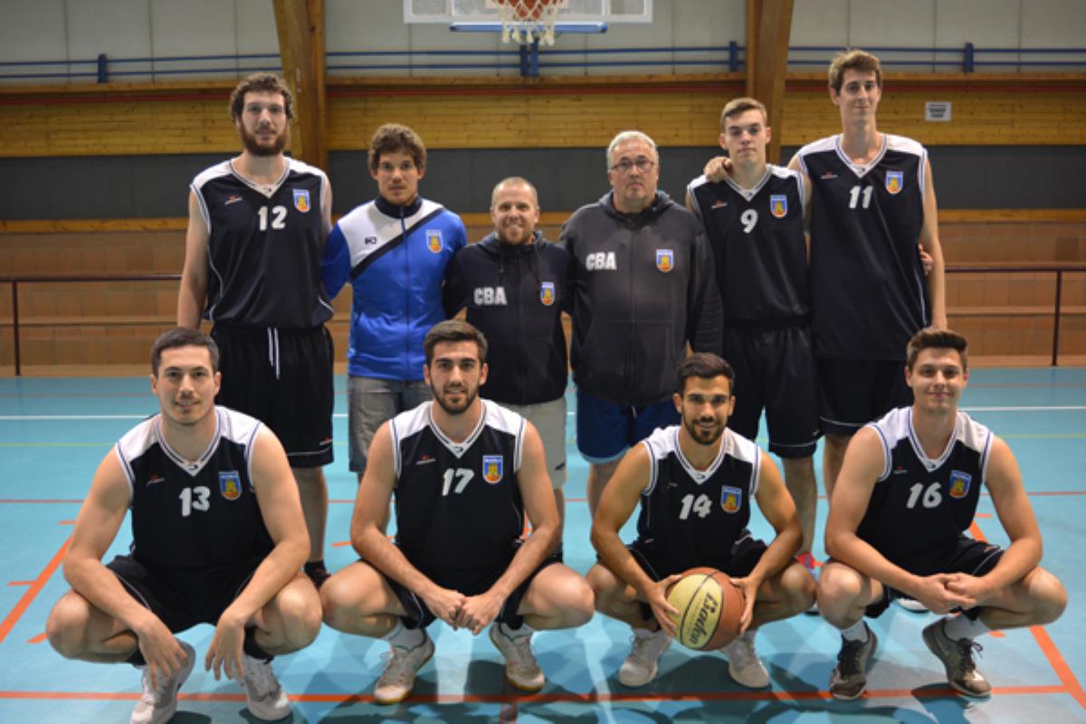 Nos colamos en un entrenamiento de nuestro equipo, que arranca este fin de semana los playoff