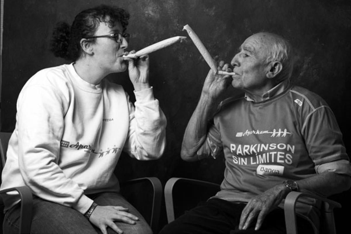 La Asociación Párkinson Aparkam tendrá una mesa para vender su Calendario Solidario 2019