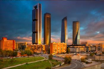 Lee toda la noticia 'El Corte Inglés se plantea la construcción de un hotel en la Castellana'