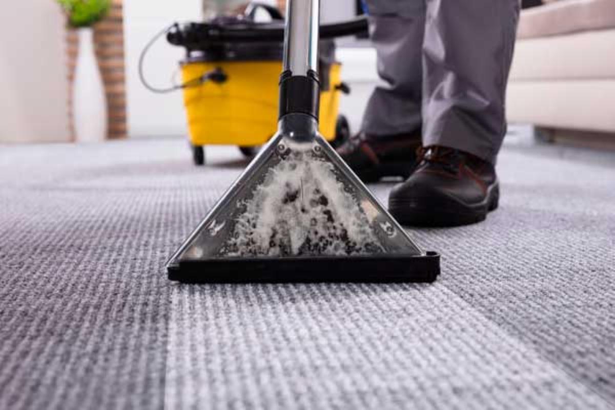 La UME ha actuado en los juzgados de Plaza de Castilla y Francisco Gervás, en la capital y de la Plaza de la Paloma, en Alcalá de Henares