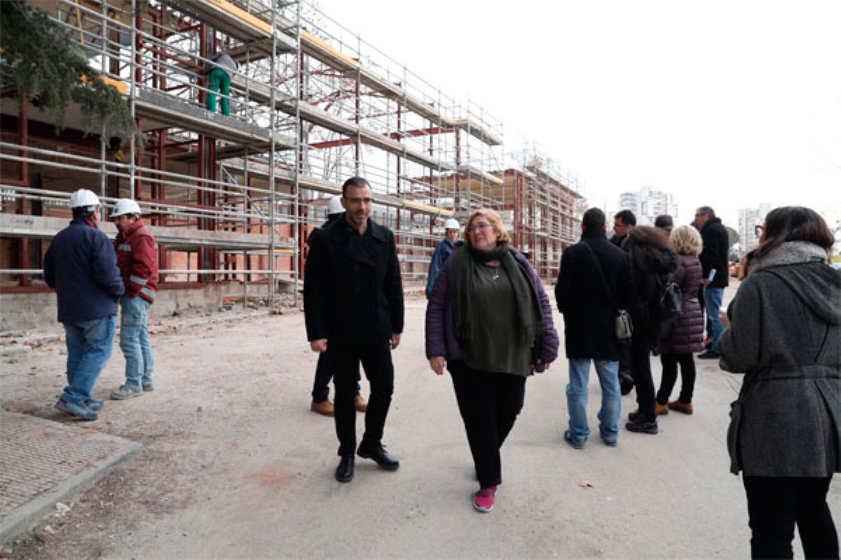 Falta muy poco para que los vecinos de Hortaleza puedan disfrutar de sus instalaciones, gracias a una inversión de 1,6 millones de euros