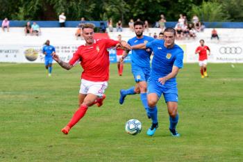 Dos goles de Iban Salvador, uno de ellos de penalti, 
propiciaron la victoria de los fuenlabreños
