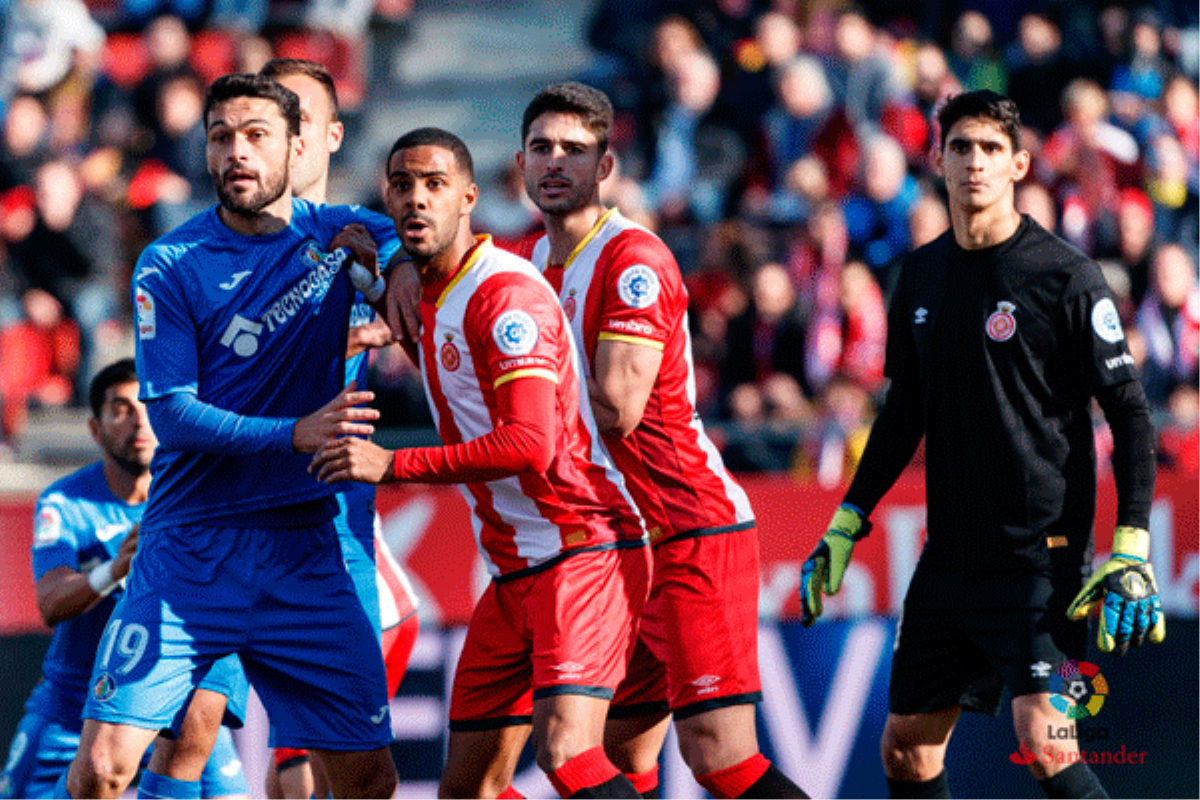 El equipo azulón se dejó tres puntos ante el Girona, que se llevó una importante victoria gracias a un solitario tanto del jugador uruguayo