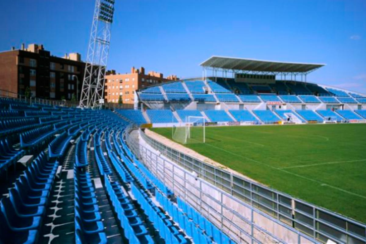 El presidente del club, Ángel Torres ha anunciado que el estadio contará con mejoras como calefacción y techo