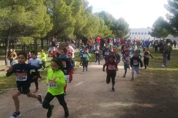 Casi medio millar de atletas recorrieron el Parque del Cerro, escenario de la celebración