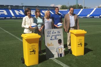 Lee toda la noticia 'El Lega, concienciado con el reciclaje y la solidaridad'