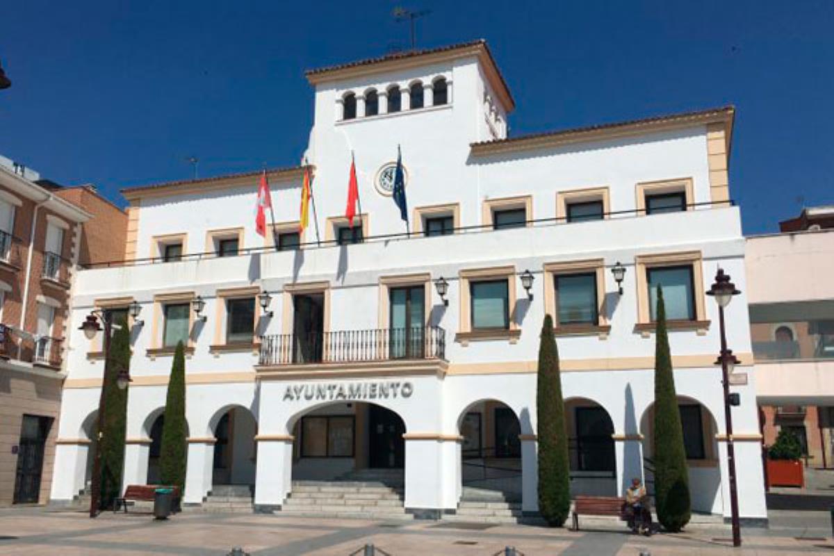 La información que señala el grupo municipal es la referente al aumento de remuneración de sus concejales