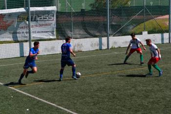 El nuevo míster, Iván Ruiz, quiere recuperar la unión entre equipo y afición