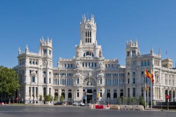 Los miembros se reúnen anualmente en dos sesiones plenarias