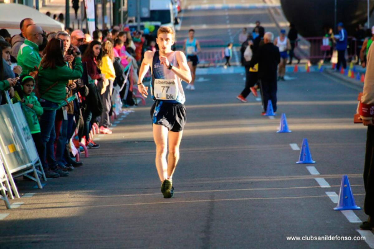 El atleta del Club de Atletismo Fuenlabrada ha sido uno de los Sub20 seleccionados