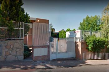 Los alumnos han diseñado una presa impresa en 3D que, con una aplicación móvil, controla el caudal de agua evitando su mal uso 