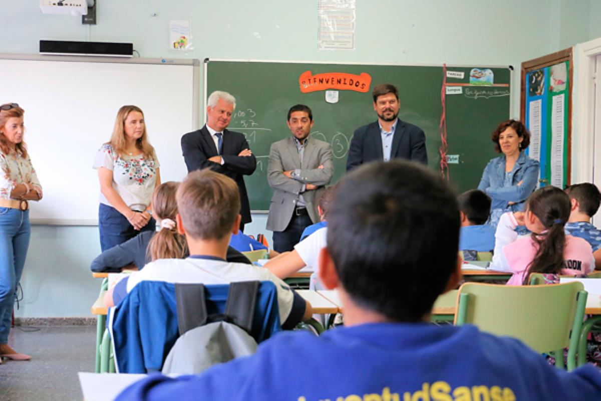 Las obras de conservación y mantenimiento en los centros educativos se realizaron en verano