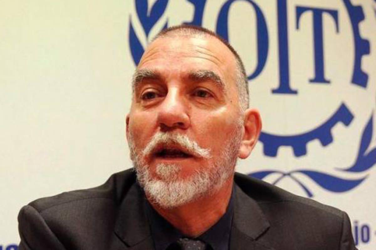 El director de la OIT en España señala que subir el salario mínimo podría favorecer la economía
