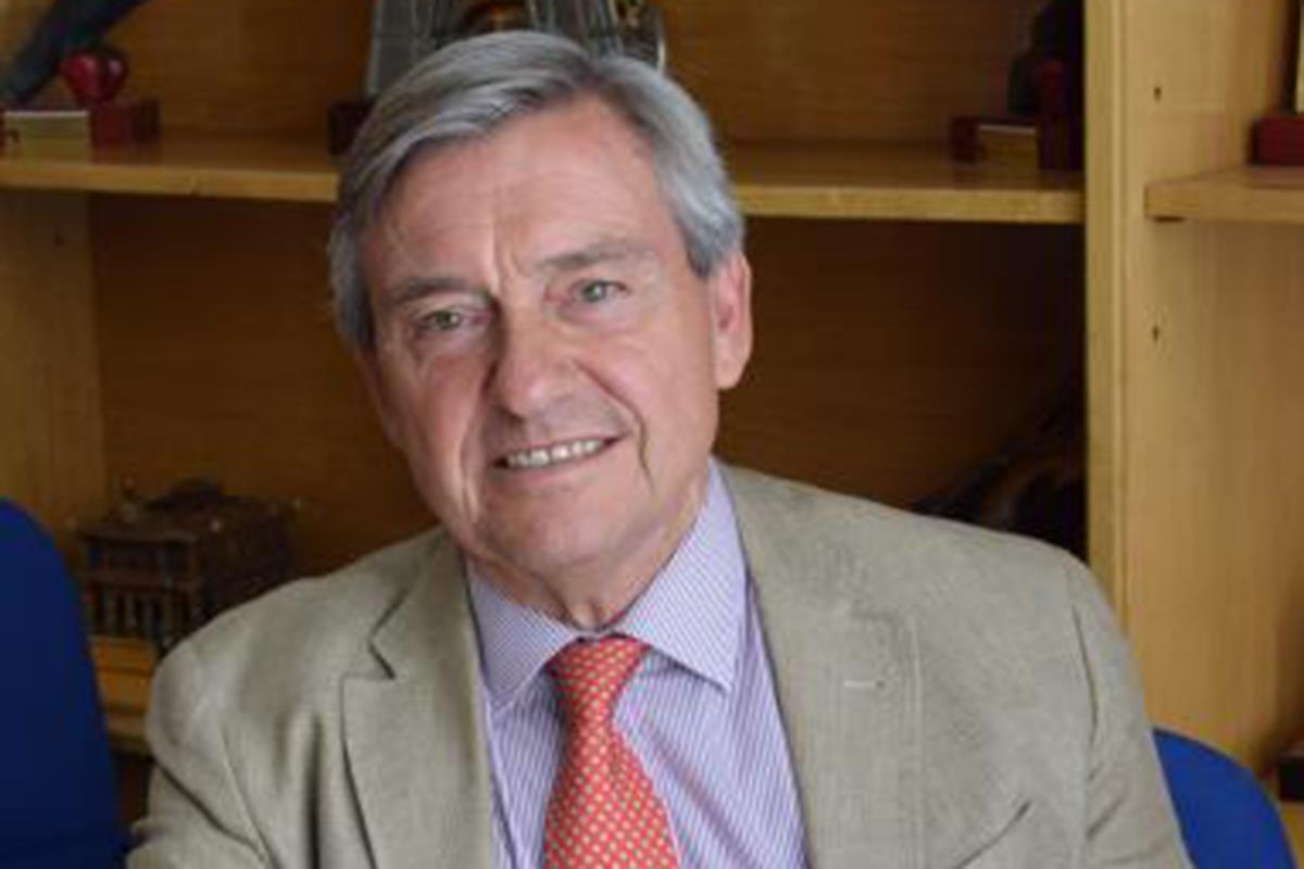 José Jover lleva ingresado desde el pasado jueves y, desde el domingo, en cuidados intensivos