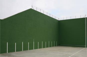 El espacio llevaba cerrado desde 2018 cuando una fuerte tormenta afectó al vallado metálico de la pista