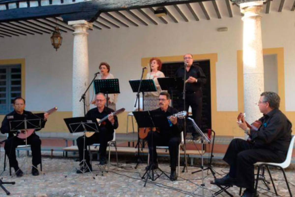 Los músicos denuncian “la nefasta gestión de la alcaldesa” como principal motivo