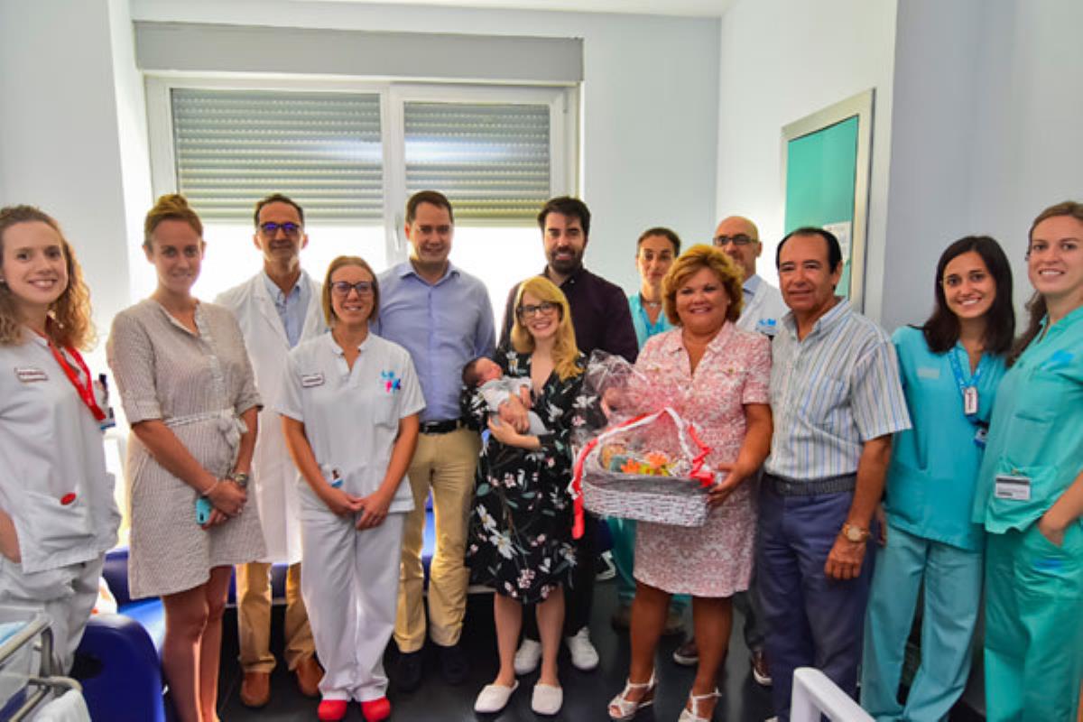 Torrejón de Ardoz recibe al pequeño Diego en el Hospital de la ciudad.