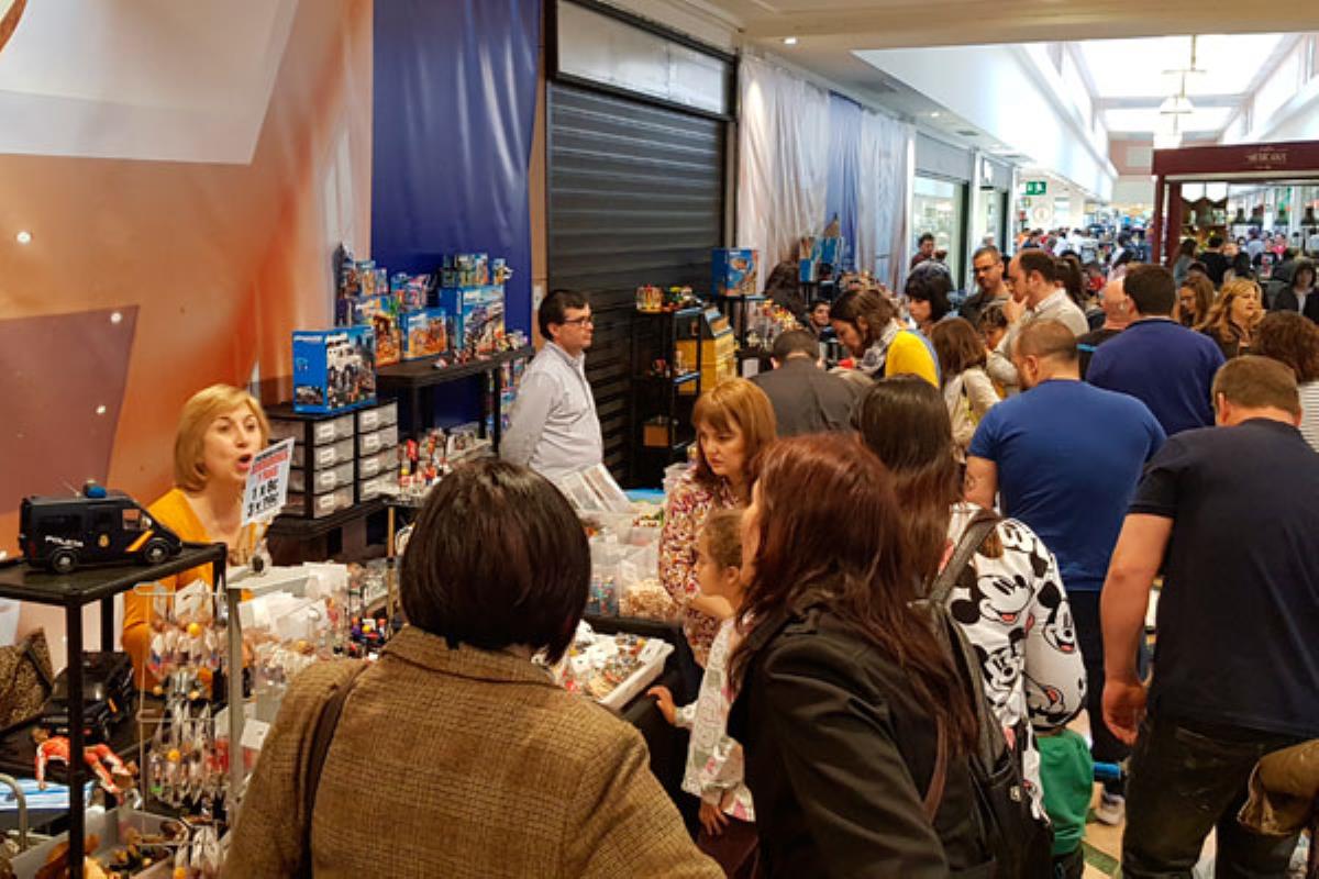 El mercado contará con más de 30 expositores centrados en los juguetes de los años 80 