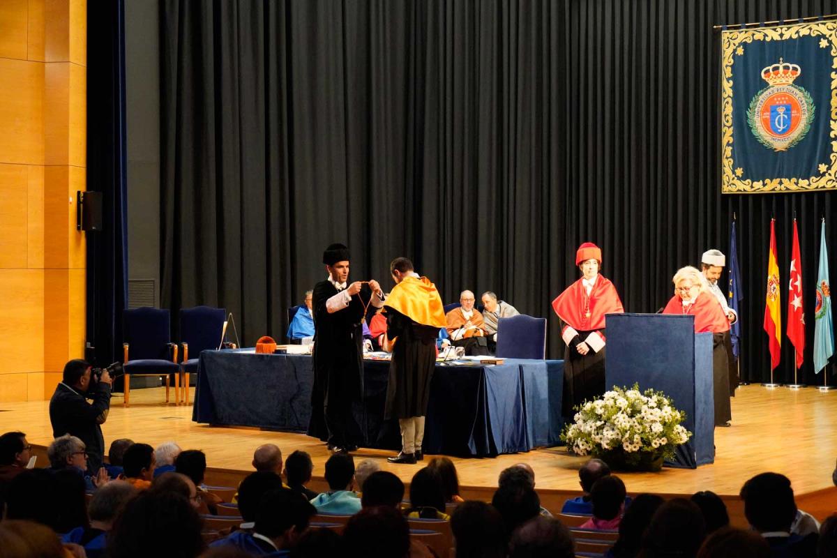 El experto en ciberseguridad ha sido reconocido por su "amplia y relevante" carrera profesional