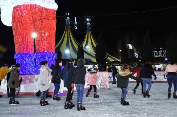 Multitud de alcalaínos y turistas visitaron los eventos y lugares más destacados de la programación navideña