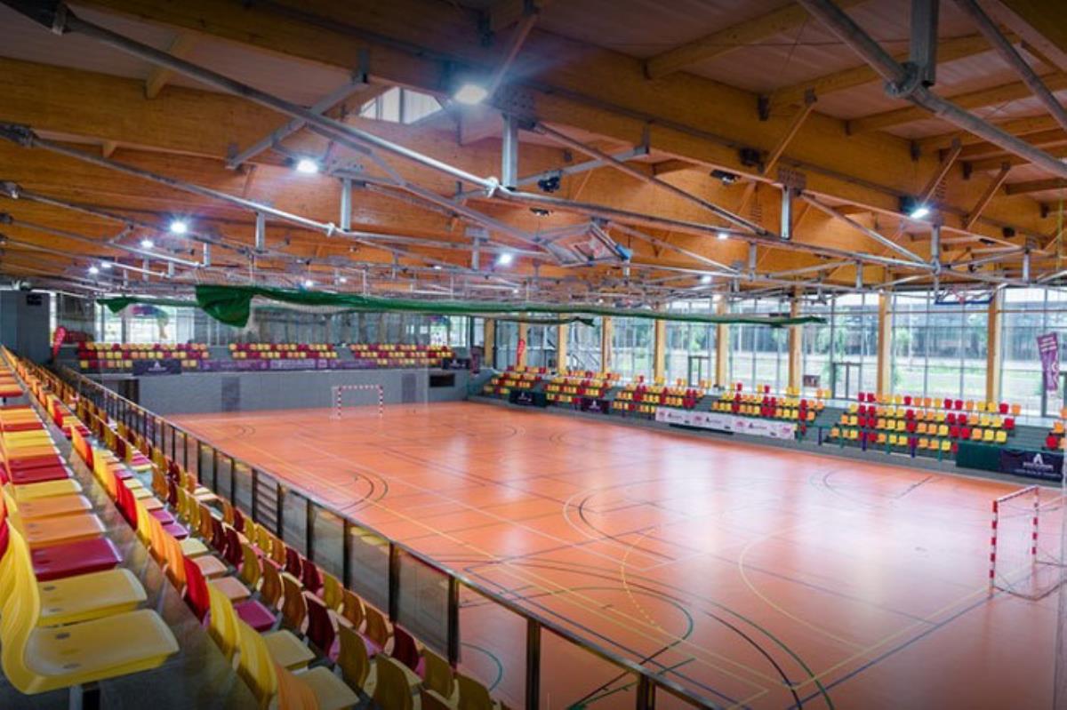 El Complejo Deportivo de Espartales acoge a las selecciones de minibasket