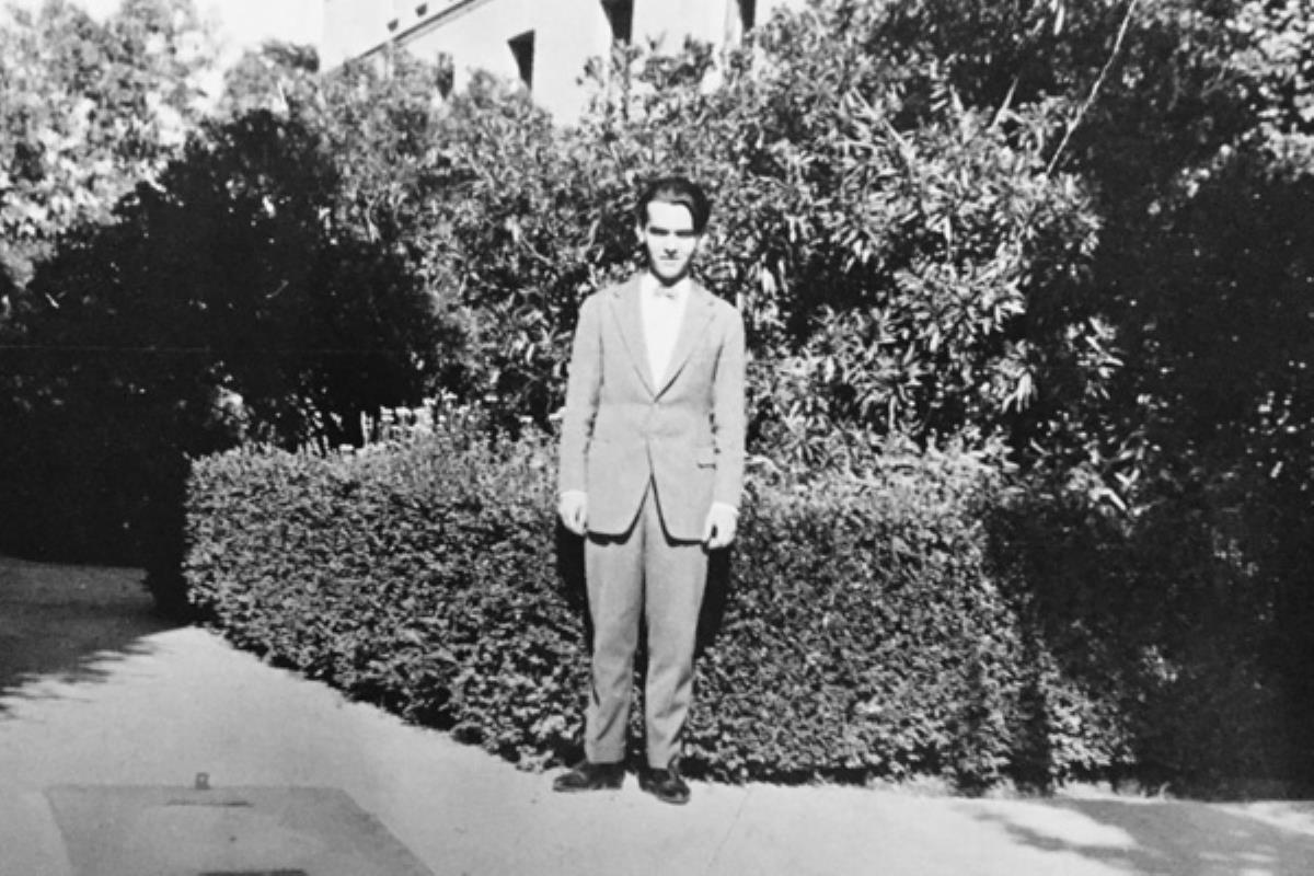 El municipio inaugura una exposición sobre el poeta este jueves