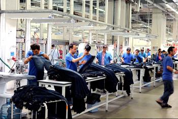 Para optar al puesto se solicita una experiencia inferior a un año en doblaje y reposición de prendas