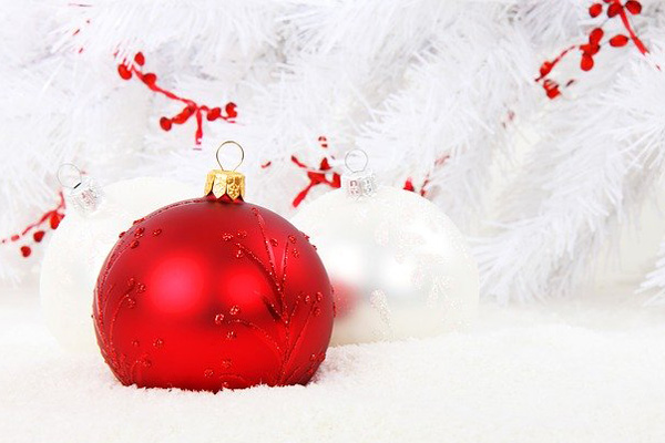 A las 18:00 horas, se encienden las luces navideñas en el municipio