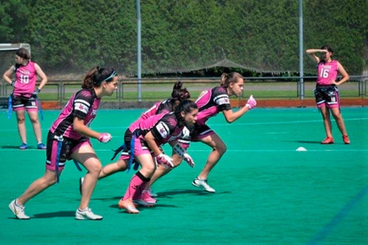 Este fin de semana, el municipio acoge la escalada y el Flag Football en el polideportivo Fermín Cacho