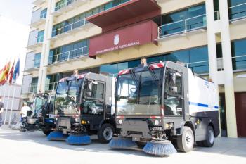 Se han invertido cerca de 500.000 euros en dos máquinas barredoras y una baldeadora 