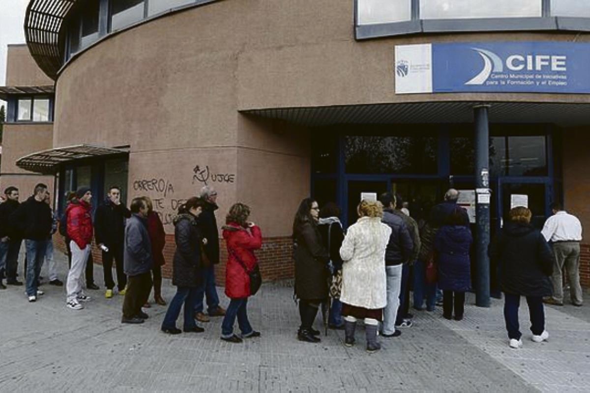 Fuenlabrada es la ciudad que más disminuye el número de desempleados en este mes de noviembre