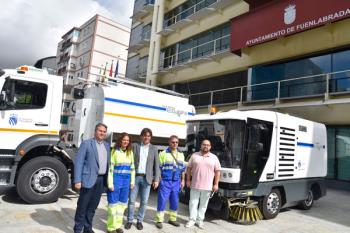 Los tres vehículos que se han incorporado han sido una barredora mecánica, una hidrolimpiadora y un equipo de baldeo