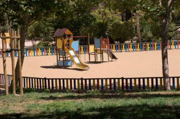 La formación denuncia la falta de estas áreas en la localidad