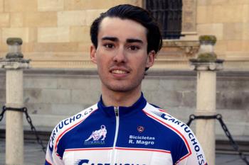 El joven ciclista del E.C. Cartucho.es viajará a Plumelec (Francia) con la selección española
