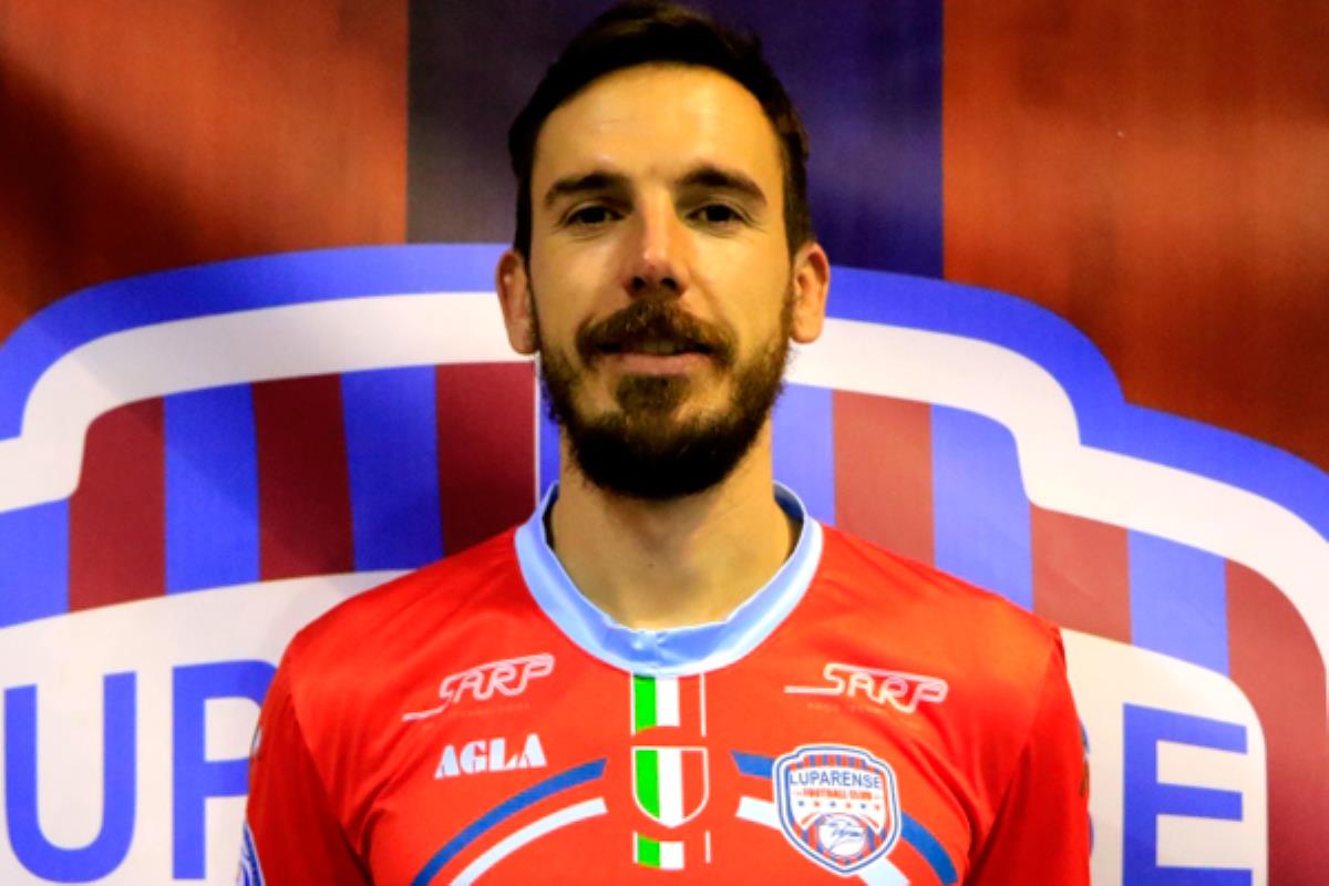 Hablamos con Borja Blanco, jugador de fútbol sala mostoleño, sobre su experiencia en Italia
