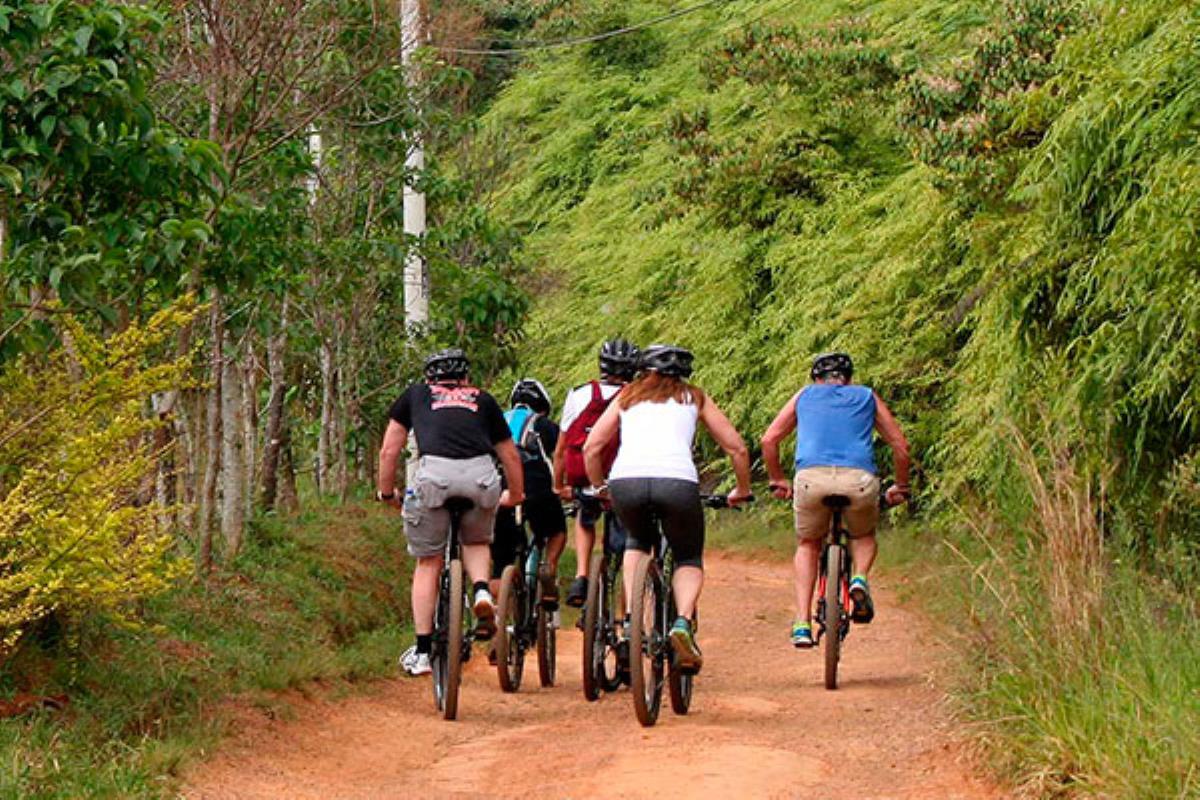 El consistorio humanense realizará tres rutas en bicicleta por los parajes que rodean el municipio